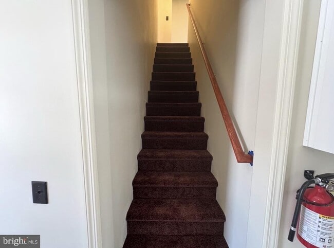 Building Photo - 126 Washington Ave