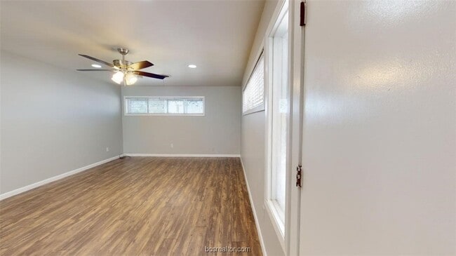 Building Photo - 1618 George Bush Dr