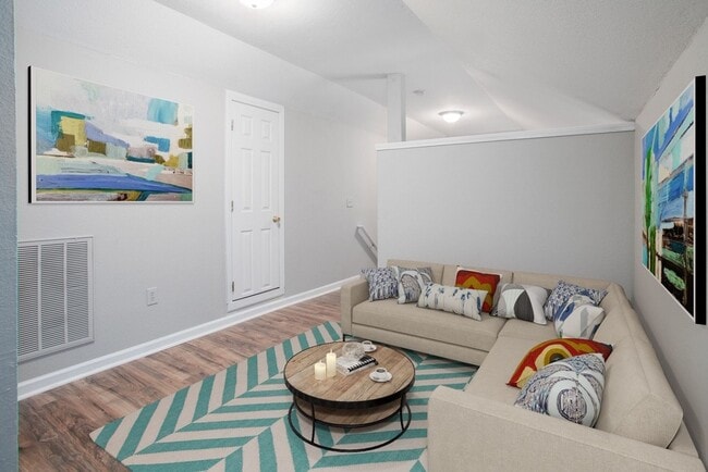 Building Photo - Beautifully Renovated 3-Bedroom Townhome at The Lofts at Crown Point Place