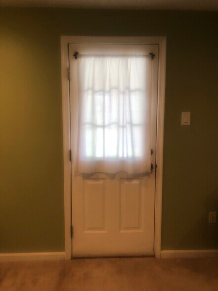 private entrance - 7946 Brightmeadow Ct