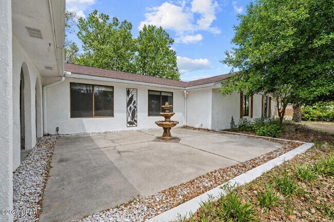 Building Photo - 2194 Briawood Cir