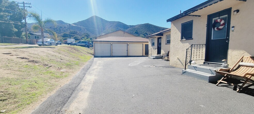 Building Photo - 16911 Glenetta Way