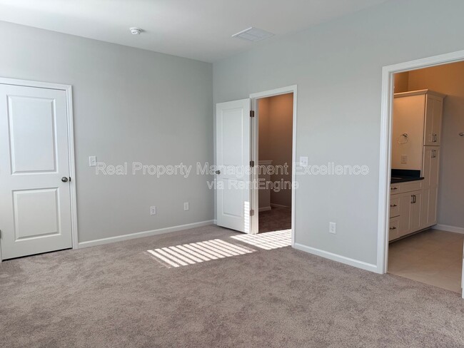 Building Photo - 2805 Carbondale Ct