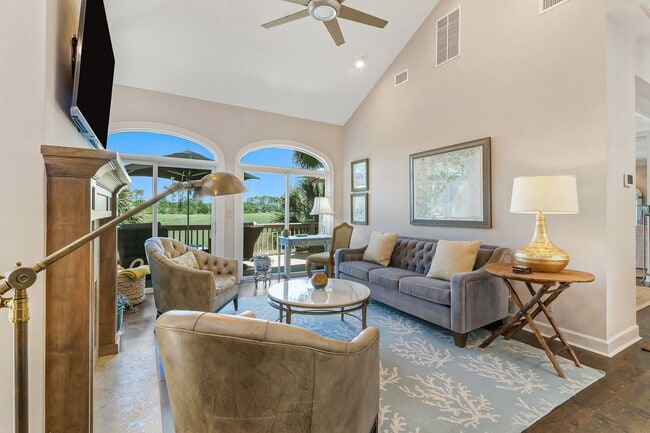 Building Photo - Spectacular Sea Pines Home - Marsh/Water Views!