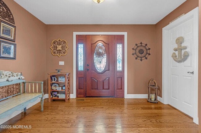 Building Photo - 11 Luppatatong Ave