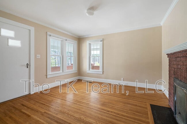 Building Photo - 1919 Old Salisbury-Concord Rd