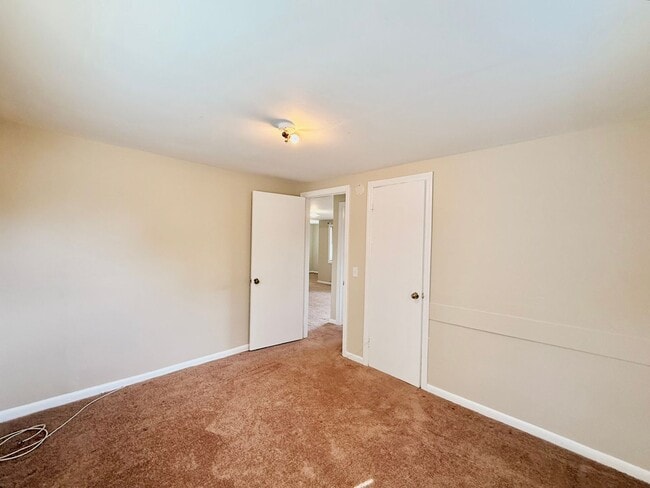 Building Photo - Welcome Home!