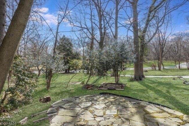 Building Photo - 232 Orange Rd