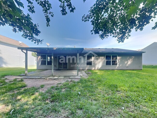 Building Photo - 2051 River Birch Dr