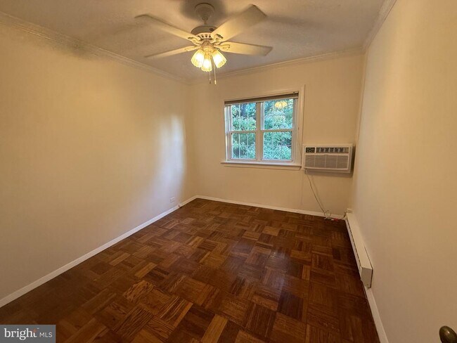 Building Photo - 3328 Gunston Rd