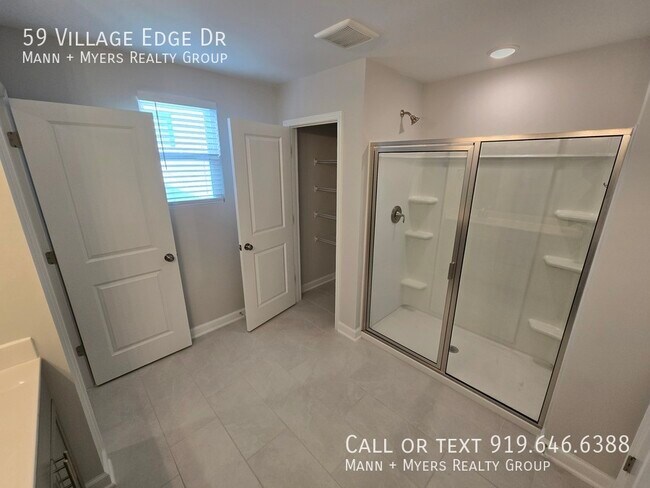 Building Photo - 59 Village Edge Dr