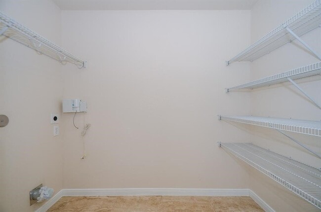 Building Photo - 2603 Kenwich Oaks Ln