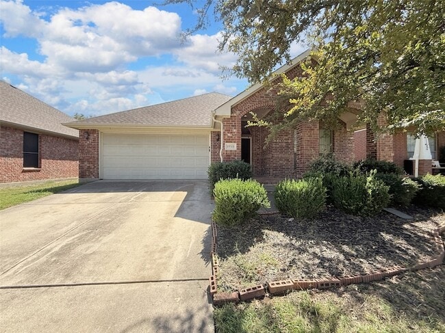 Primary Photo - 1713 Lake Way Dr