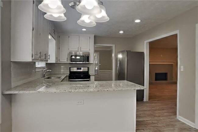 Building Photo - 3944 Riverstone Dr