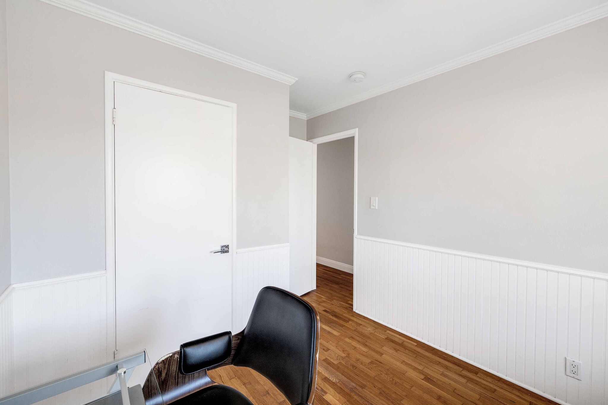 Building Photo - 1221 10th St