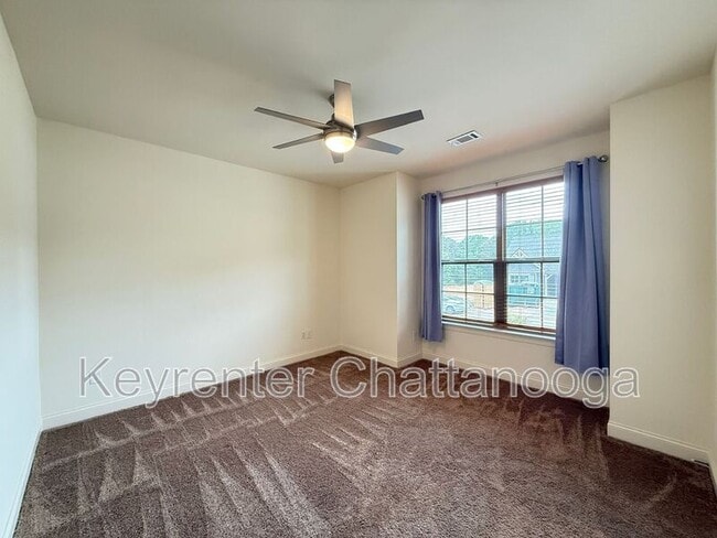 Building Photo - 7183 Mercedes Ln