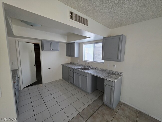 Building Photo - 7235 Wichita Ct