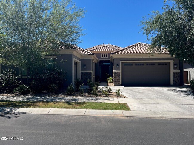 Building Photo - 9803 E Thornbush Ave