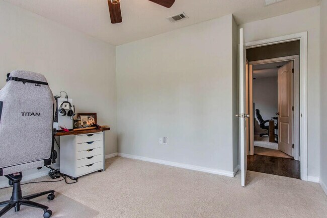 Building Photo - 2362 Duncan Ridge Dr