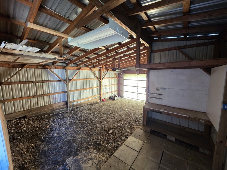 Building Photo - 1214 Blaine Ave