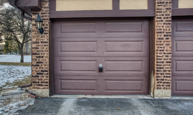 Building Photo - 1732 Harrow Ct