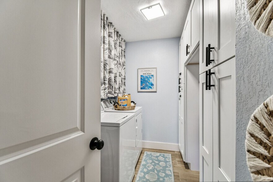 Building Photo - 11250 2nd St E