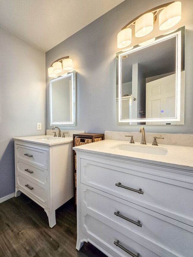 Building Photo - Modern 3BD 2BA Rambler