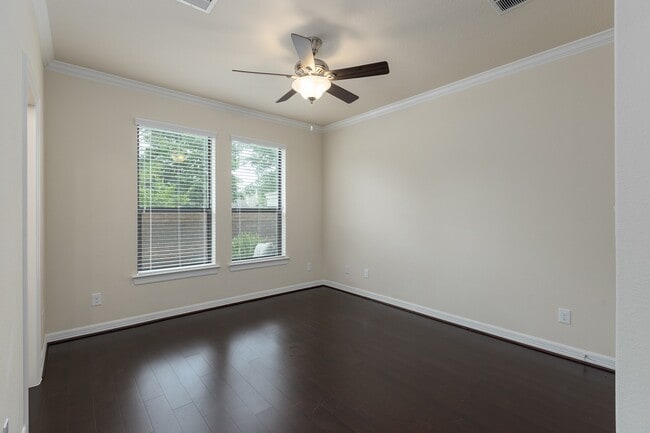 Building Photo - 2752 King's Retreat Cir