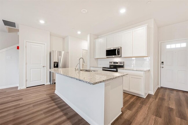 Building Photo - 104 Cinnabar Ln