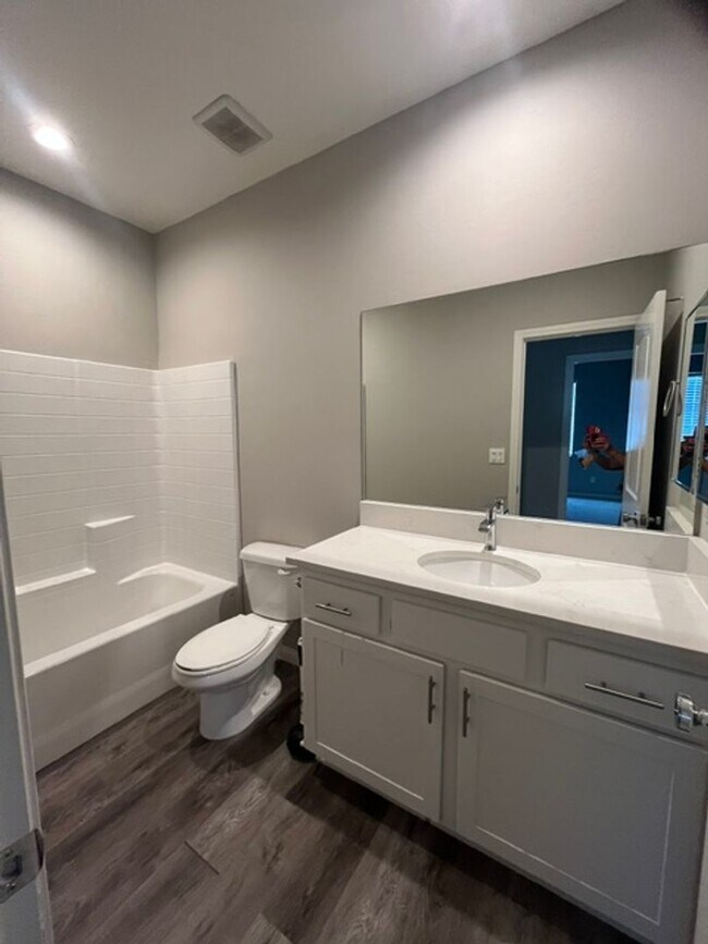 Building Photo - 9211 Jack Ranch Ct