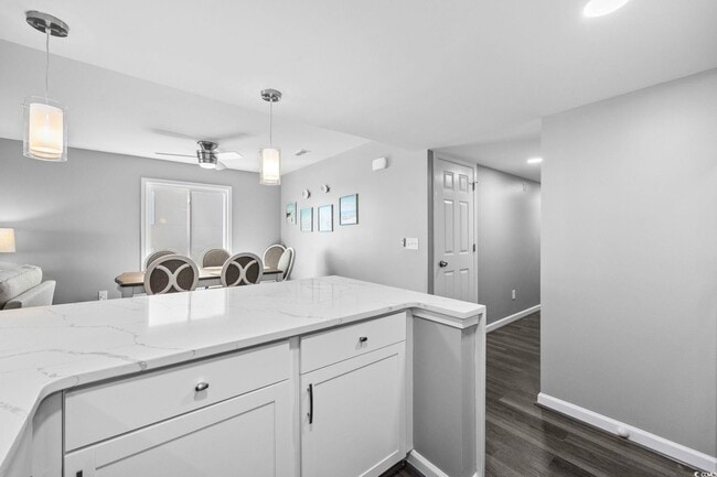 Building Photo - 941 S Ocean Blvd