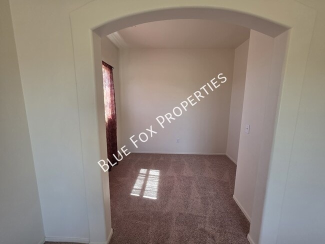Building Photo - 3508 W Lost Village Ln
