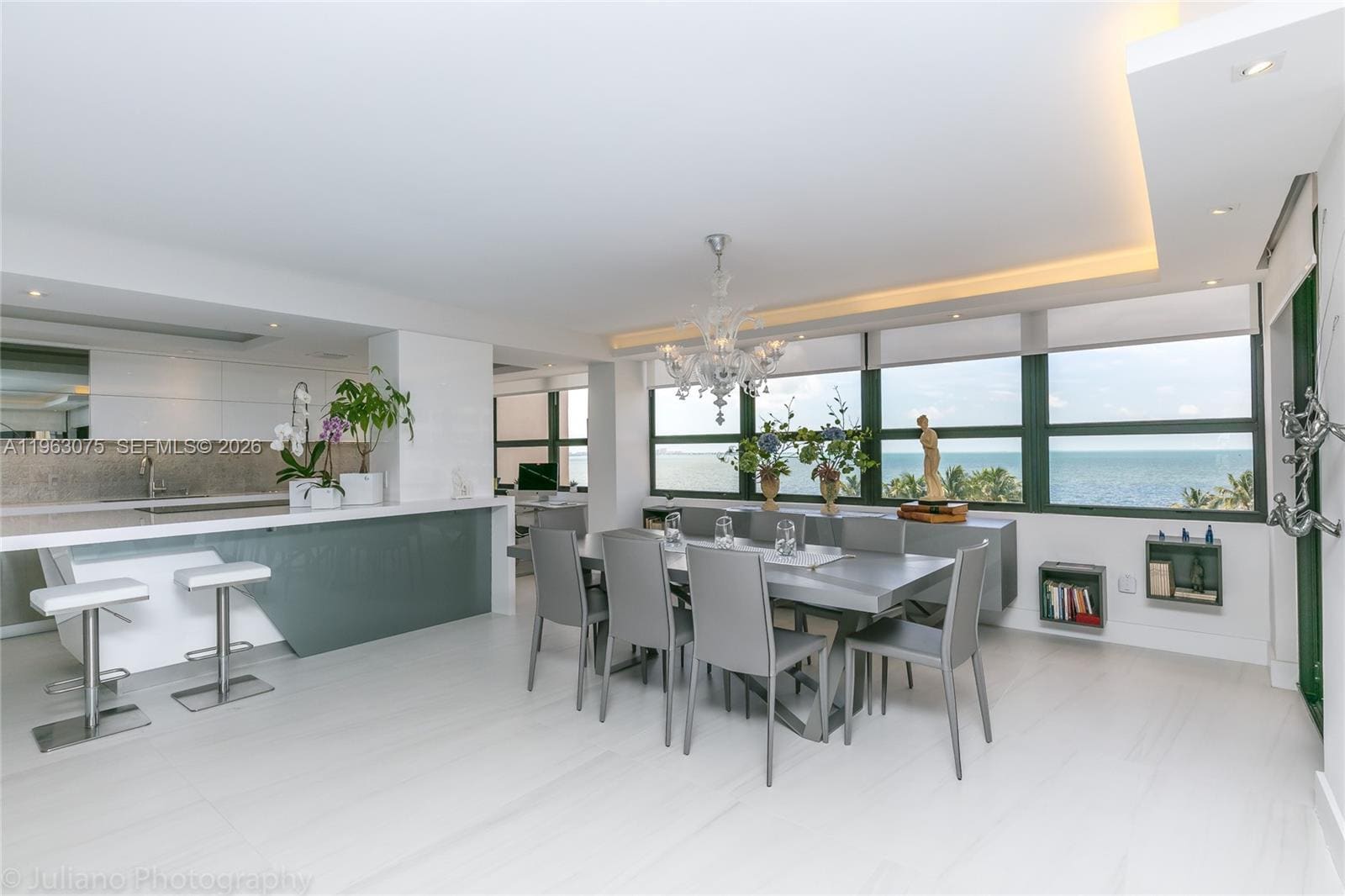 Building Photo - 3 Grove Isle Dr