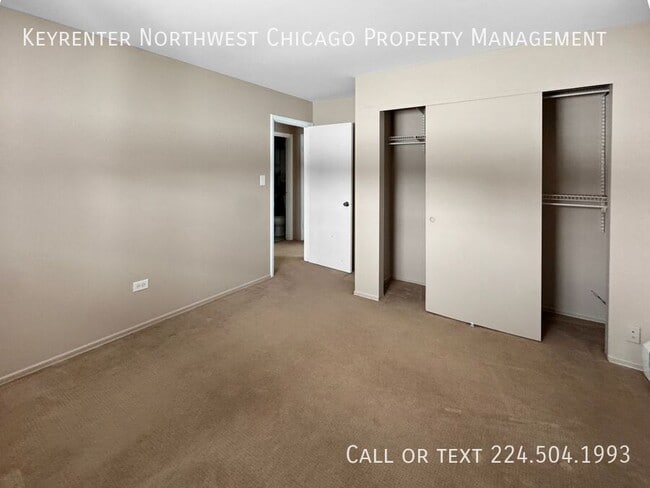 Building Photo - 1902-1904 N Seminary Ave-