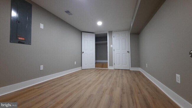 Building Photo - 373 Bowman Rd