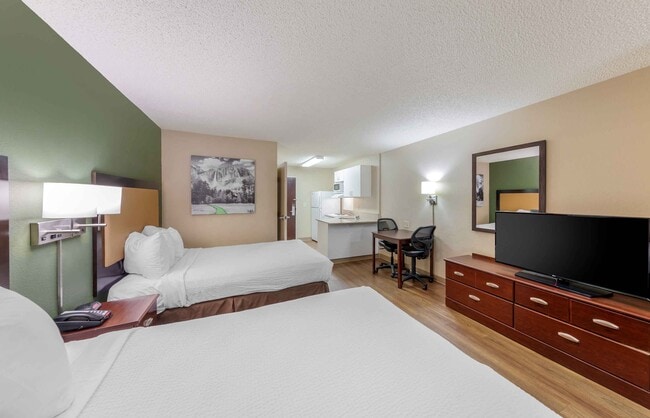 Building Photo - Furnished Studio-Los Angeles - Simi Valley