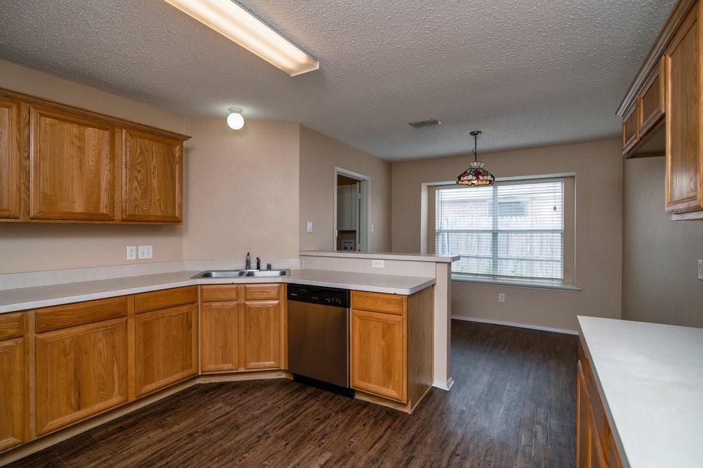 Building Photo - 512 Asbury Dr