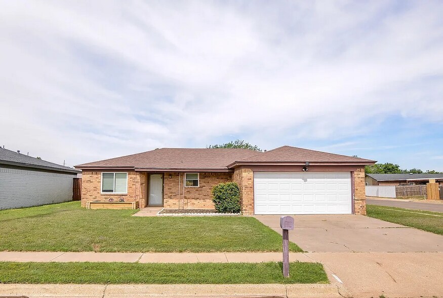 Primary Photo - 8102 Avenue U