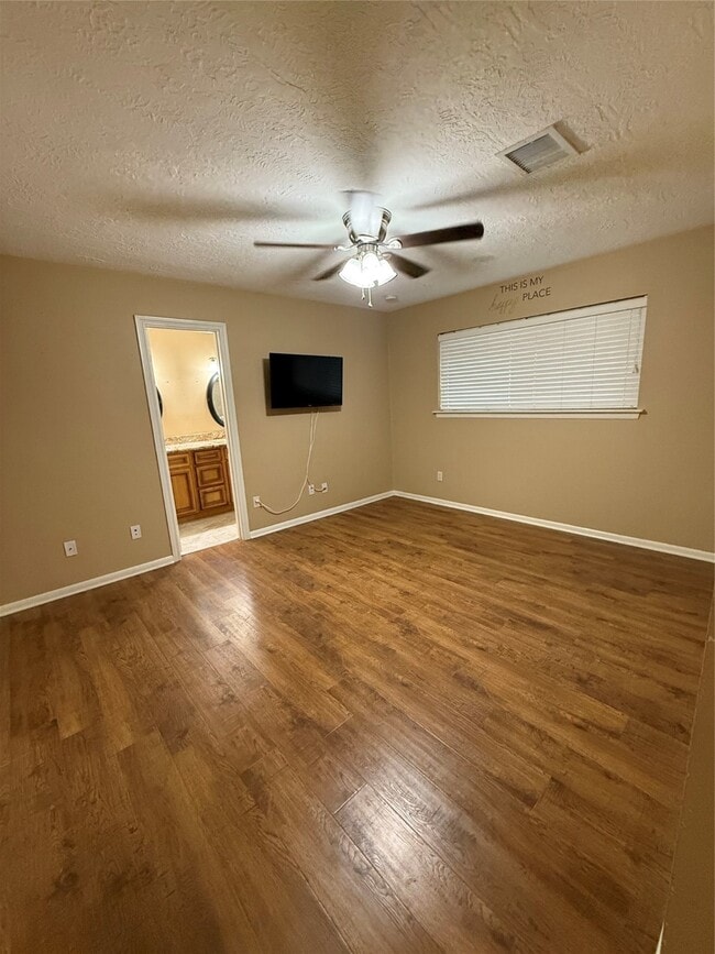 Building Photo - 5103 Encino Ct