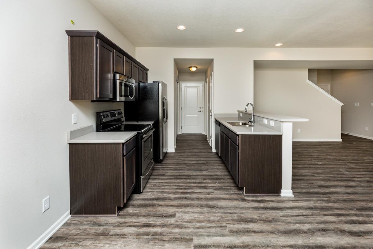 Building Photo - 923 SE 10th Ln