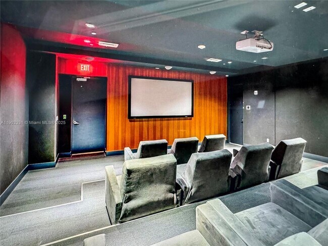 Building Photo - 500 Brickell Ave