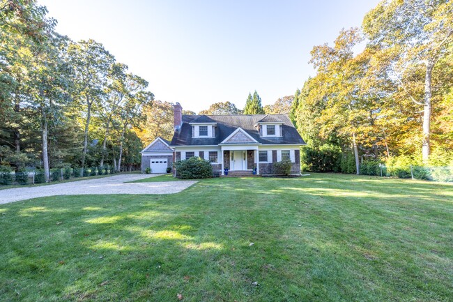 Building Photo - East Hampton Summer Rental