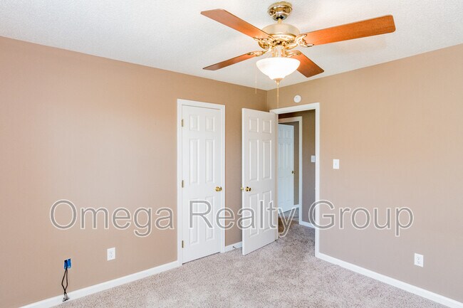 Building Photo - 2038 Plantation Pkwy
