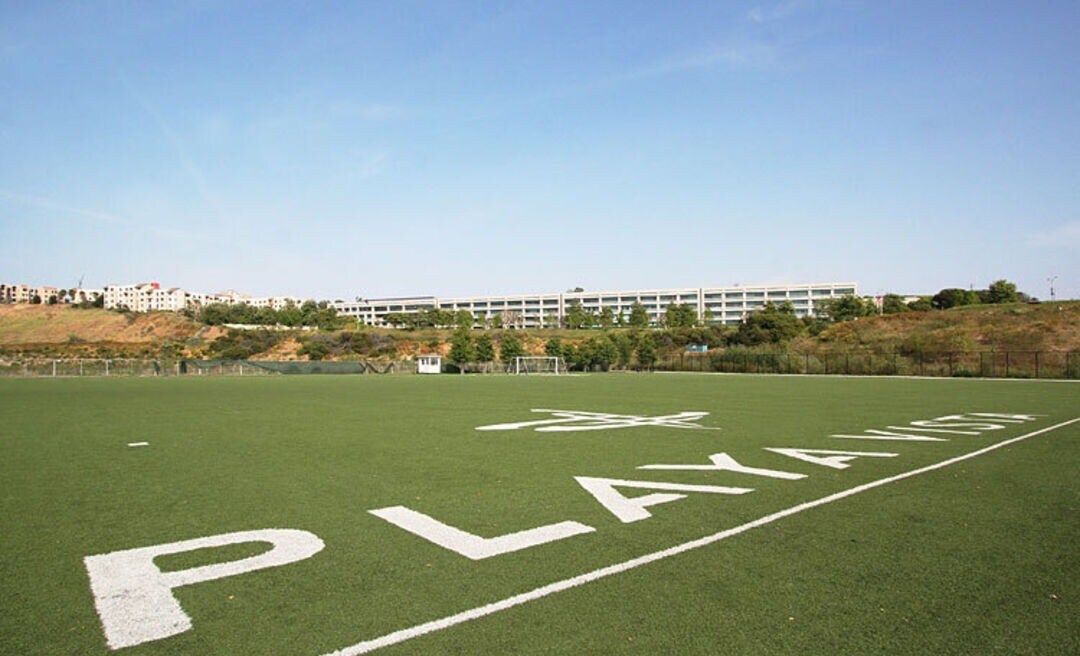 Building Photo - 6400 Crescent Park E