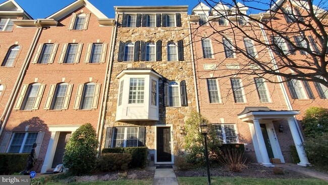 Building Photo - 631 Hurdle Mill Pl