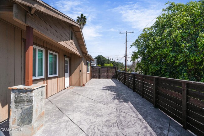 Building Photo - 111 Everett St