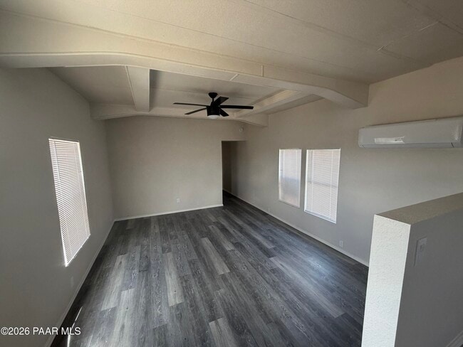 Building Photo - 8210 W Emerson Dr