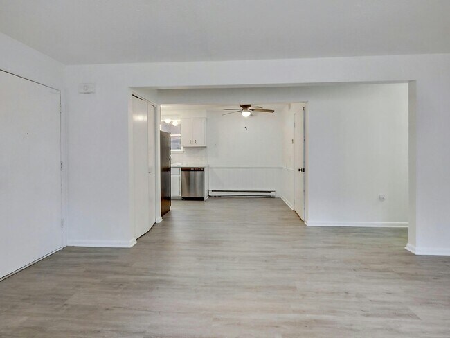 Building Photo - 3741 Woodford Ave NW