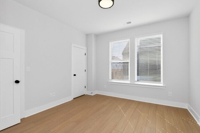 Building Photo - Brand New, Stunning 3BD/3.5BA Townhome on Graham w/ Full Bath on Top Floor! SUMMER SPECIAL! 50% O...