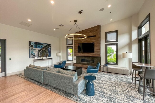 Building Photo - 16560 Crabbs Branch Way